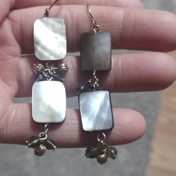 VINTAGE ABALONE SHELL AND TINY BEADED DROP DANGLE HOOK 3" EARRINGS - Picture 8 of 9